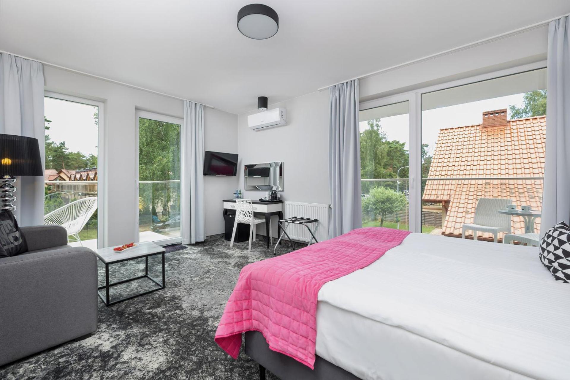 Hotel Majestique Pobierowo Habitación foto